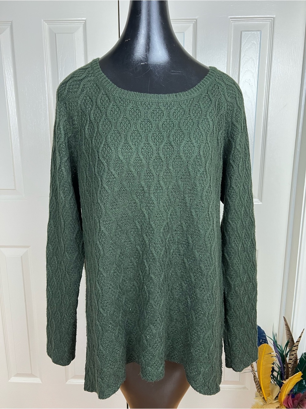 Kate & Mallory Olive Forest Green Cable Knit Scoop Neck Sweater